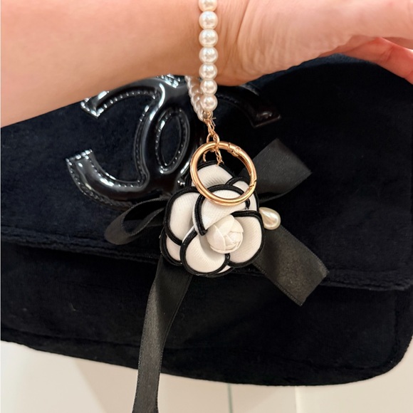 ✨BUNDLE✨ Precision Black/Black CC Bag (see full description below, Gift READY!) - Picture 9 of 16